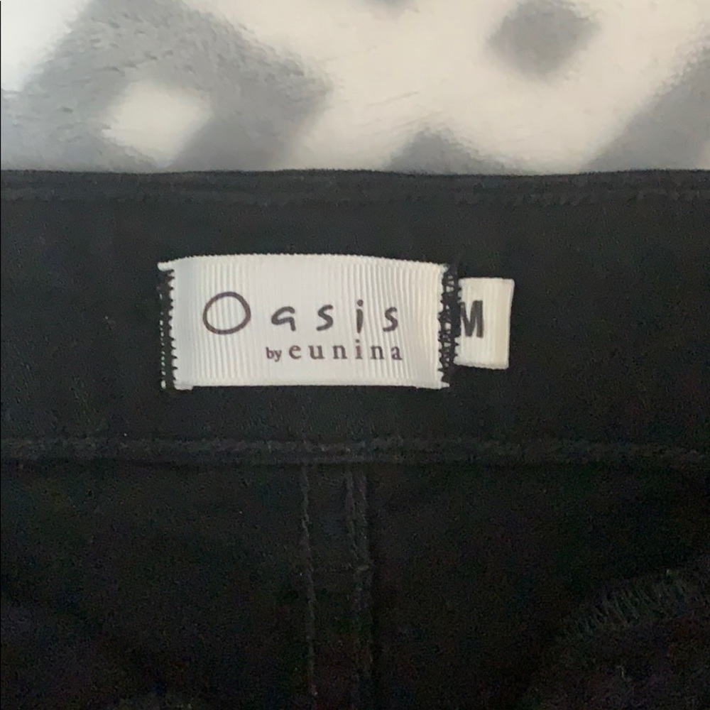 Shorts - Picture 3 of 3